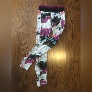 Lululemon multi colour leggings size 4